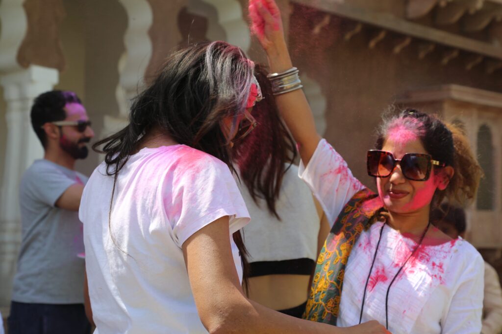 best camp for holi party in rishikesh